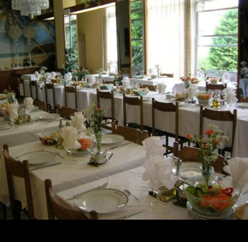 Hotel Luca Римини Экстерьер фото